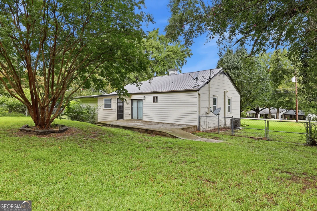 Photo of 119 Parkway Drive