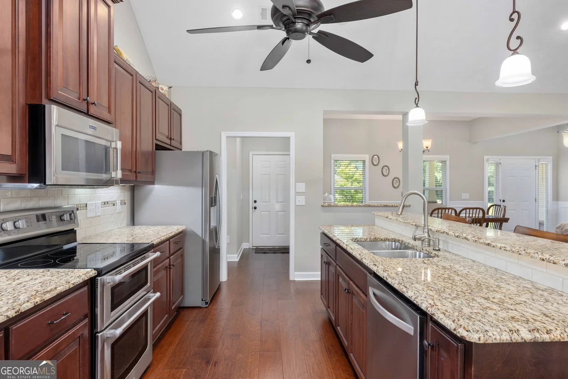Photo of 178 Arrowhead Drive
