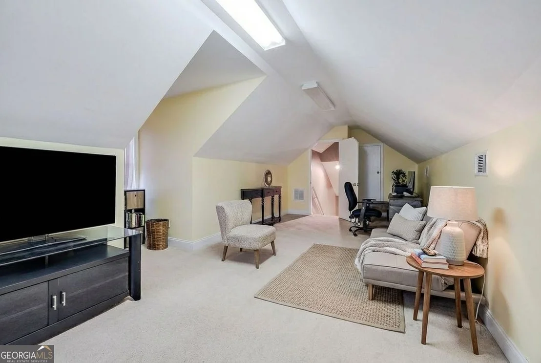 Photo of 108 Oaklawn Drive