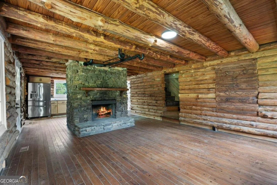 Photo of 2059 Cave Spring Road