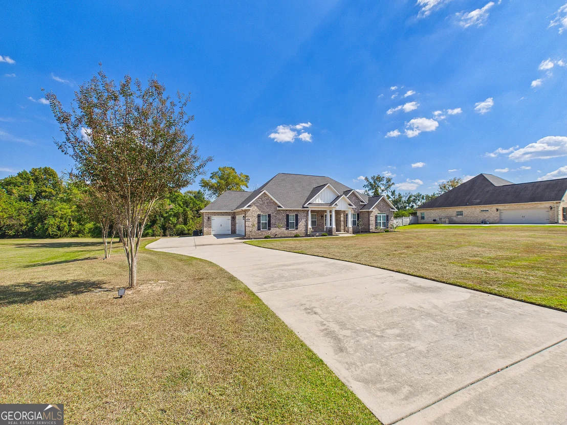Photo of 207 Yale Circle