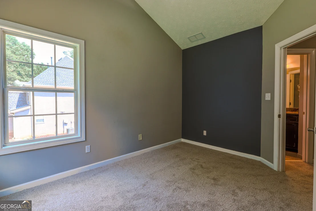 Photo of 100 Chapman Oak Drive