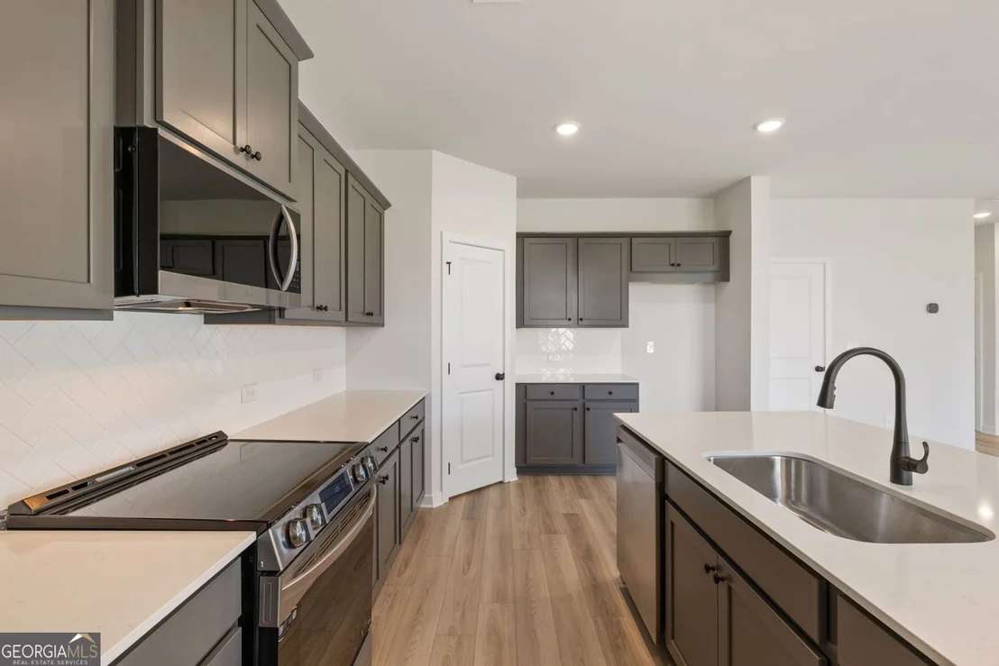 Photo of Unit LOT194 at 572 ARBORSTON Way