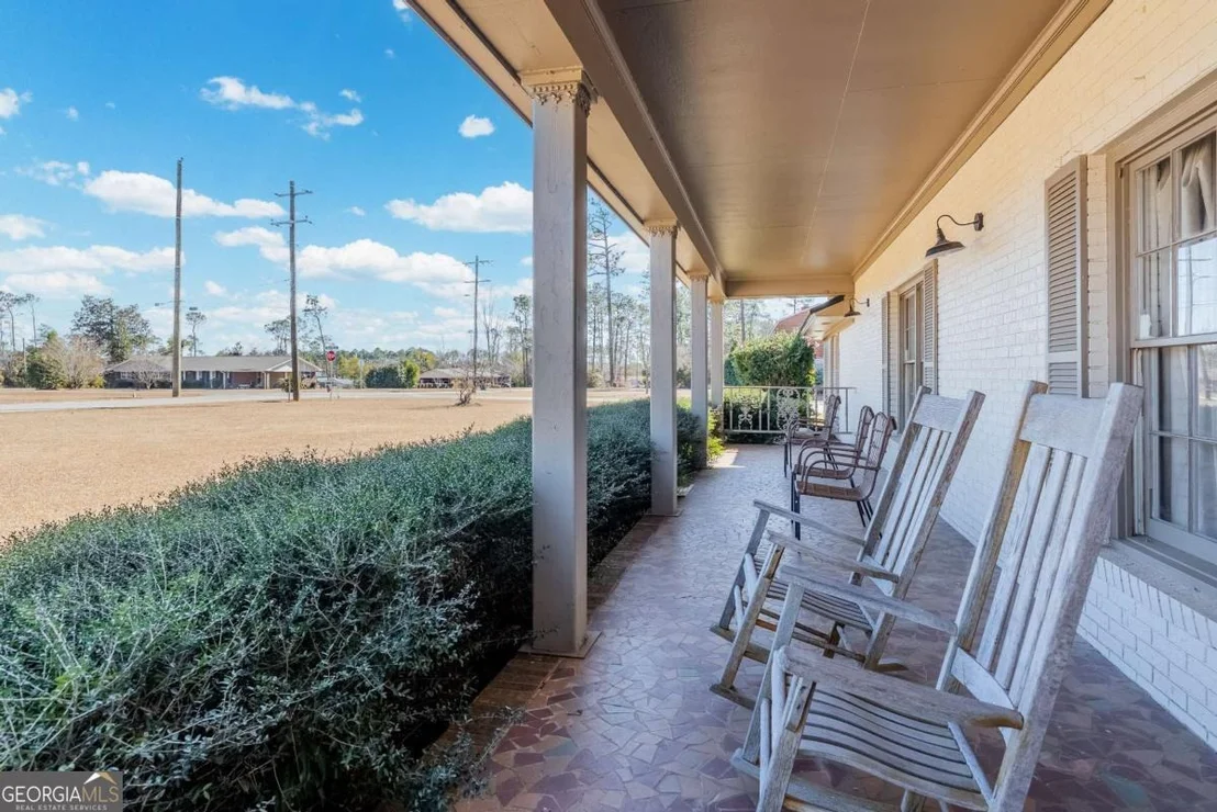 Photo of 403 Rose Lane