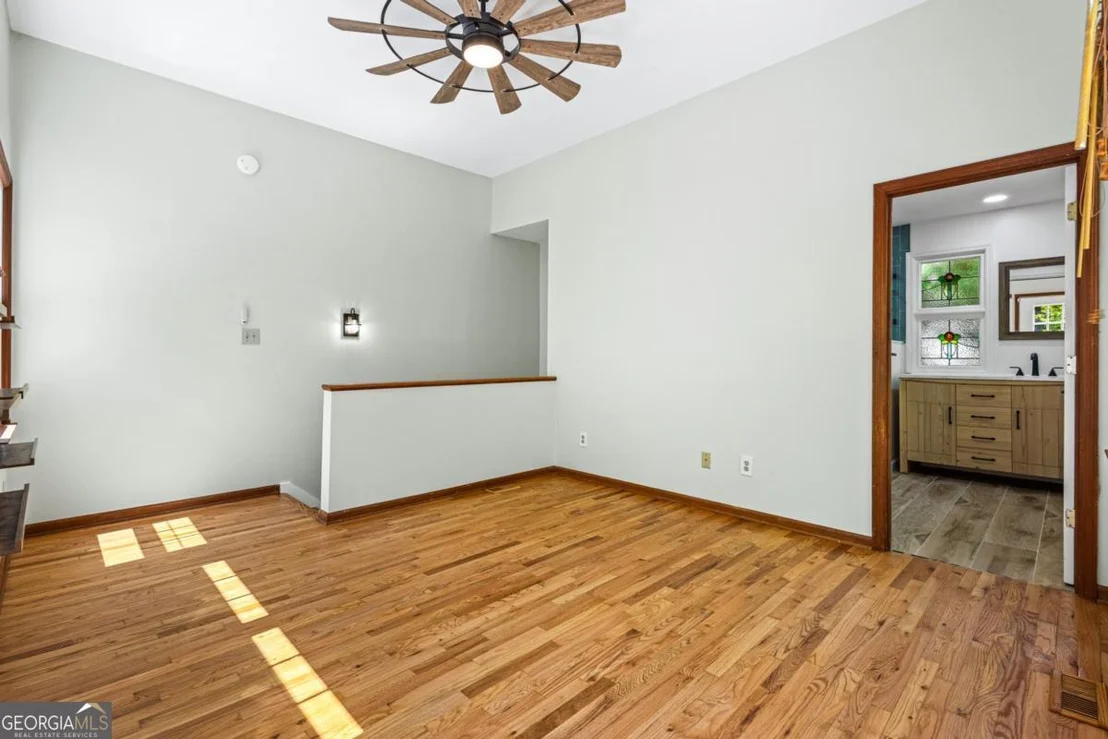 Photo of 978 Ormewood Terrace