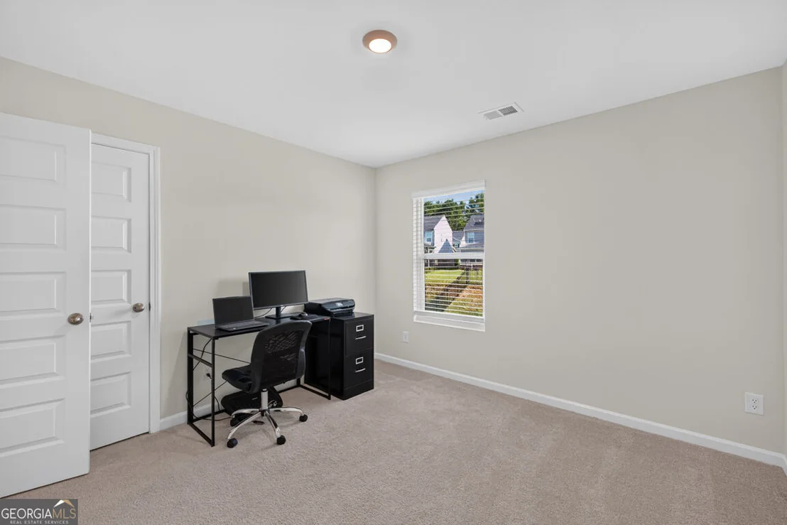 Photo of 120 Champlain Road