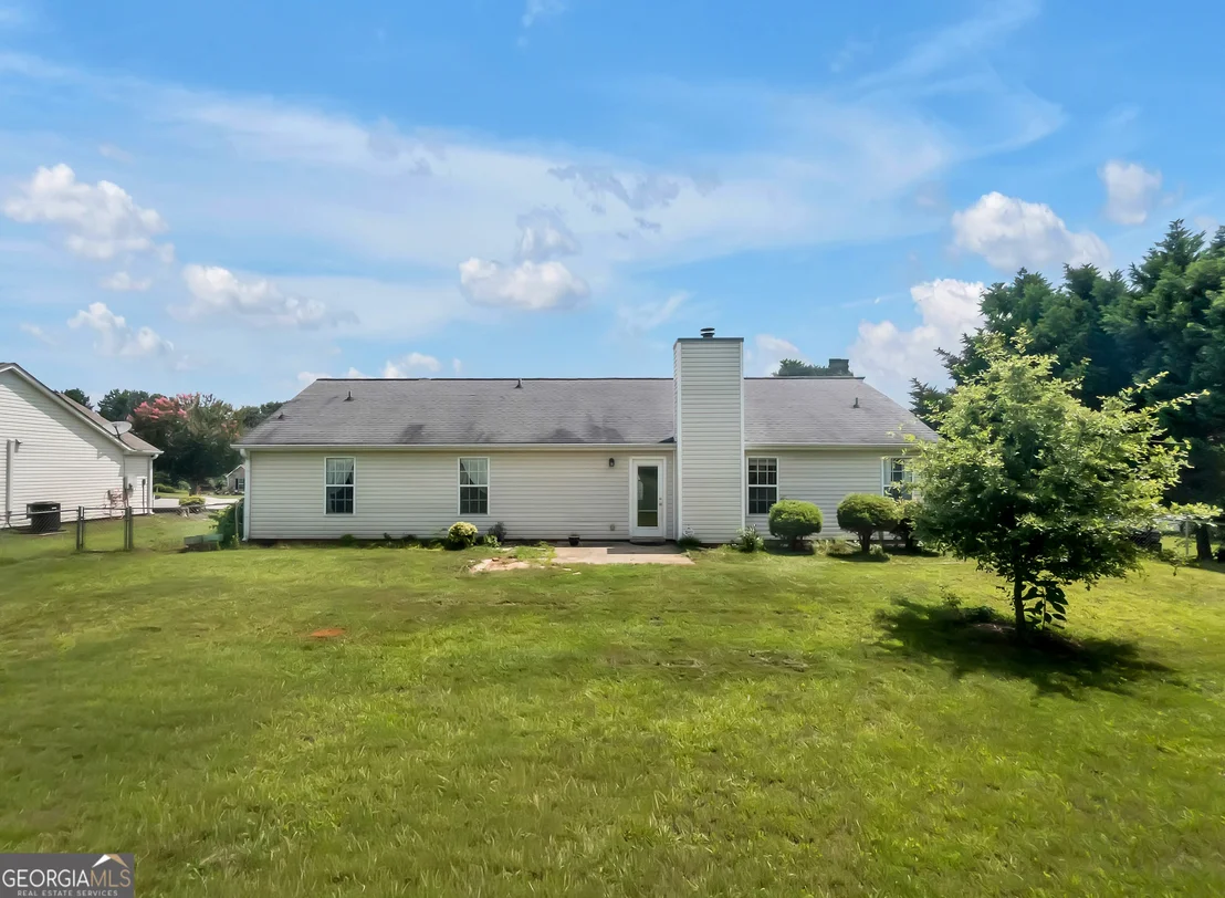 Photo of 1021 Windsor Drive