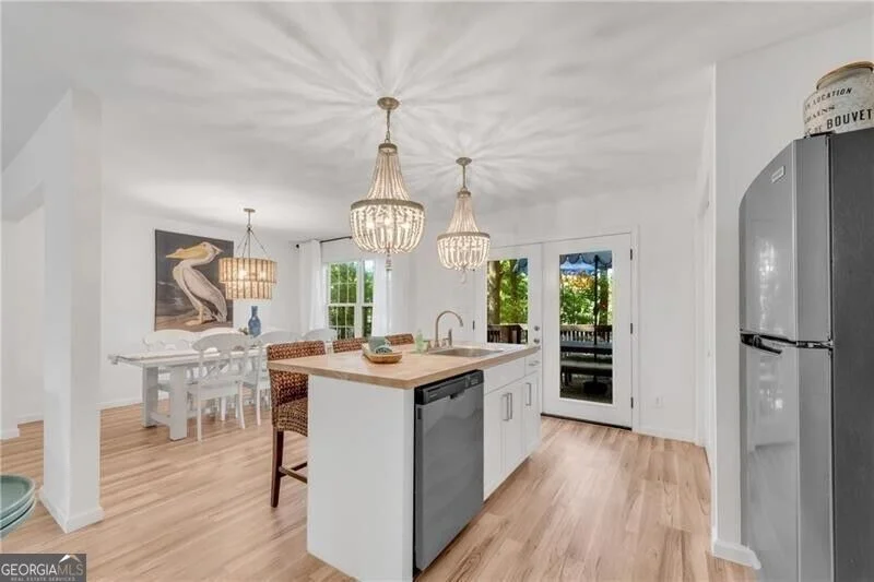 Photo of 140 Julia Ann Circle