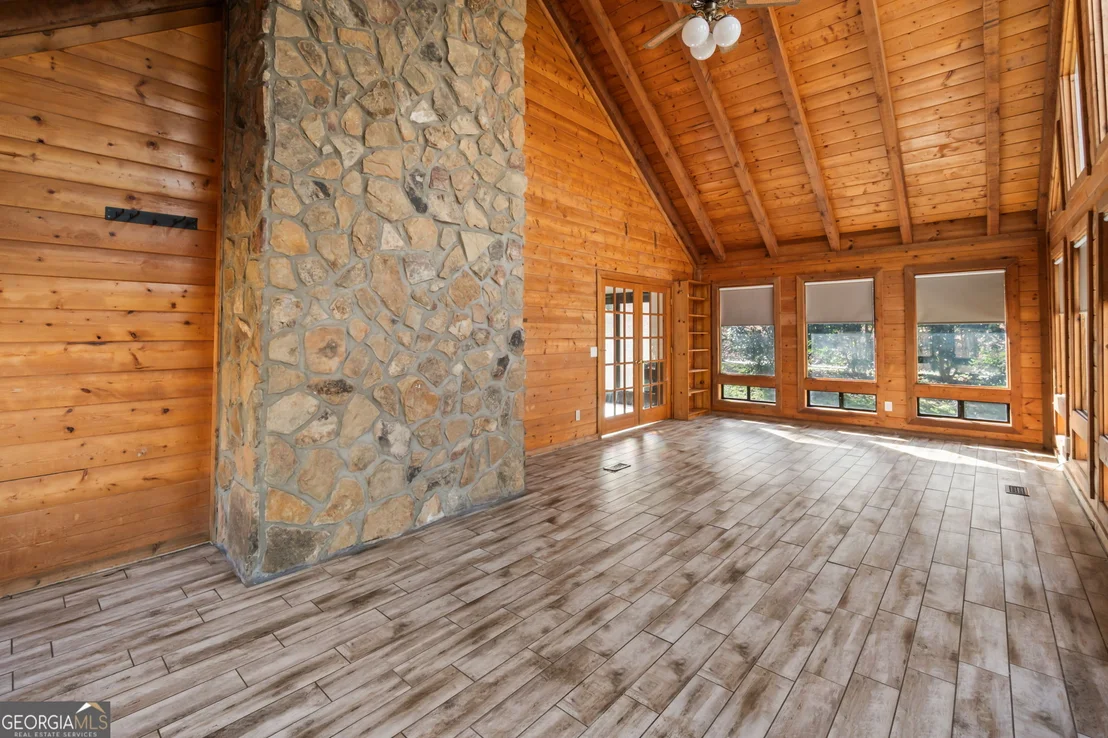 Photo of 5530 Bourbon Drive