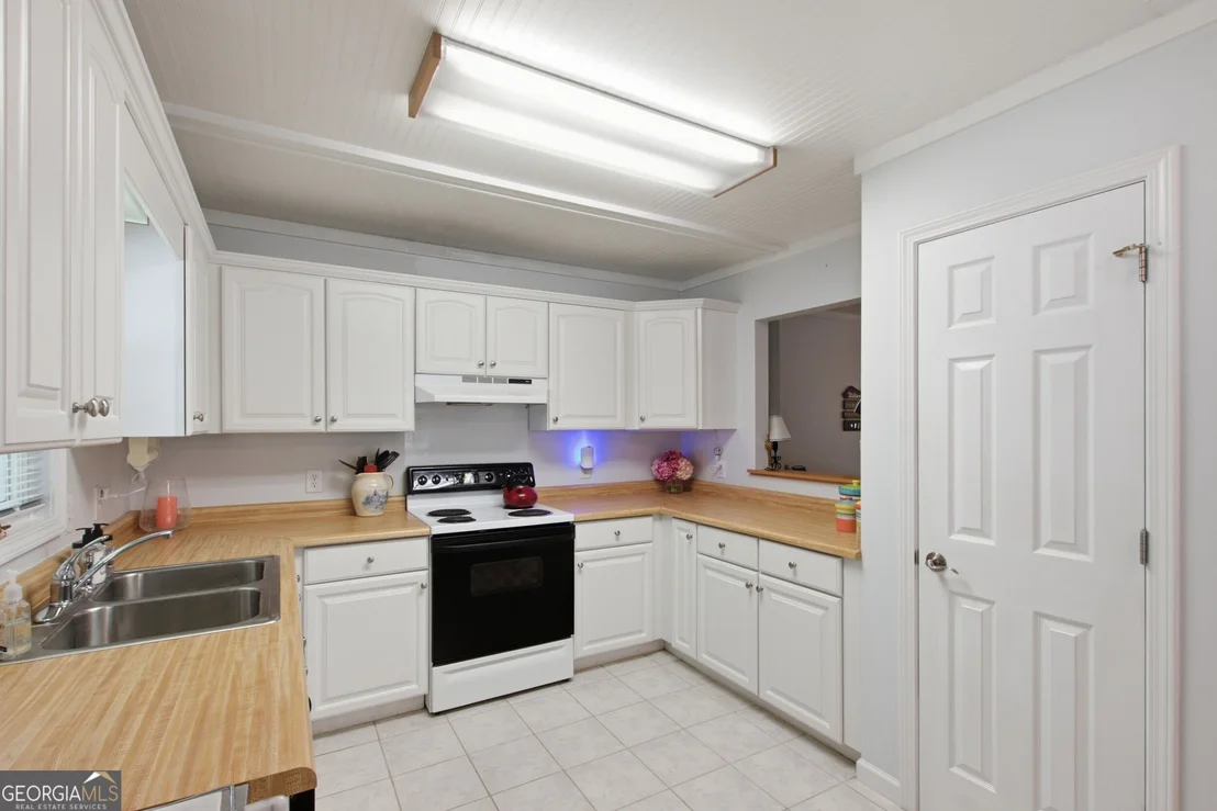 Photo of 834 Hardy Road