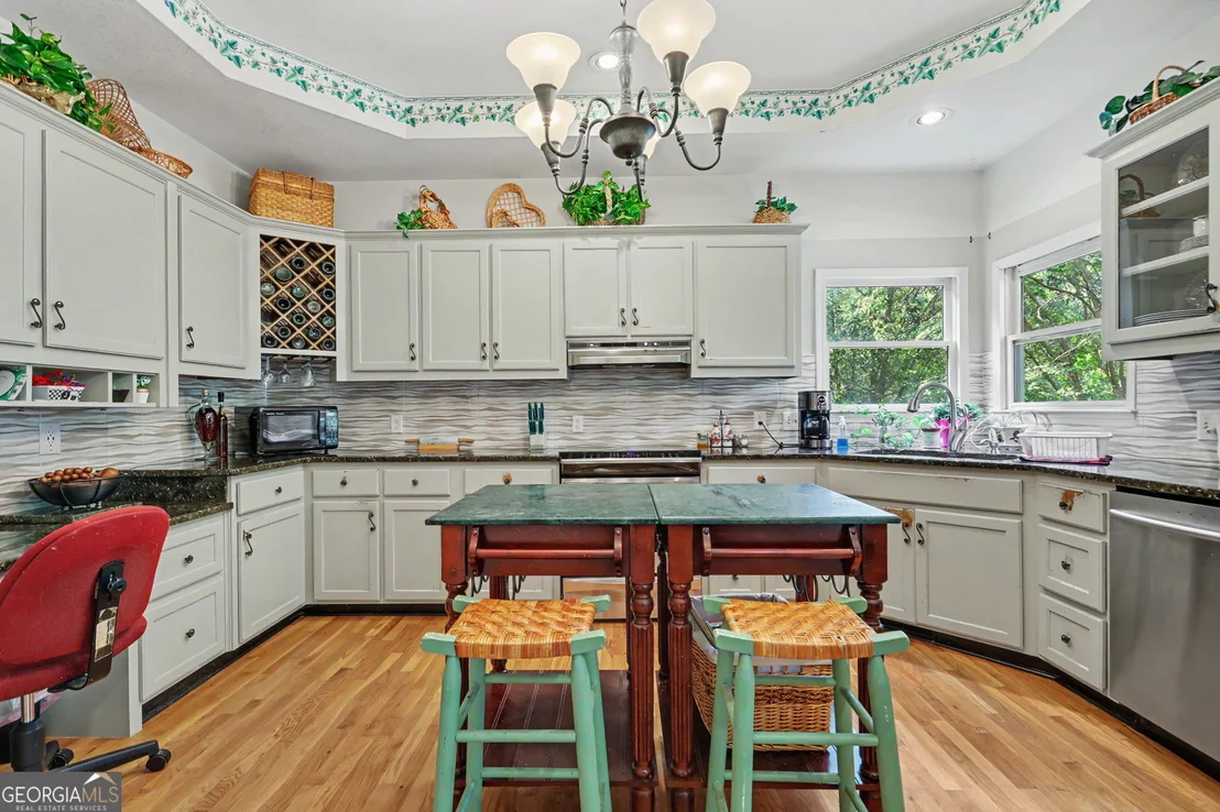 Photo of 285 Sunset View Road