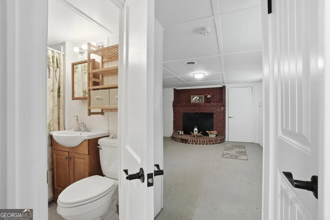 Photo of 3022 Maple Road SE