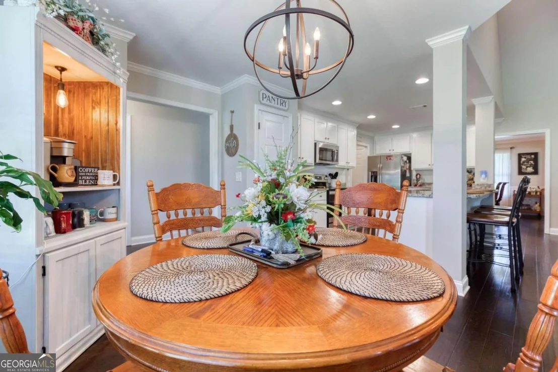 Photo of 1712 Whitlock Lane