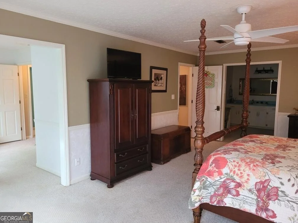 Photo of 431 Woodlawn Drive