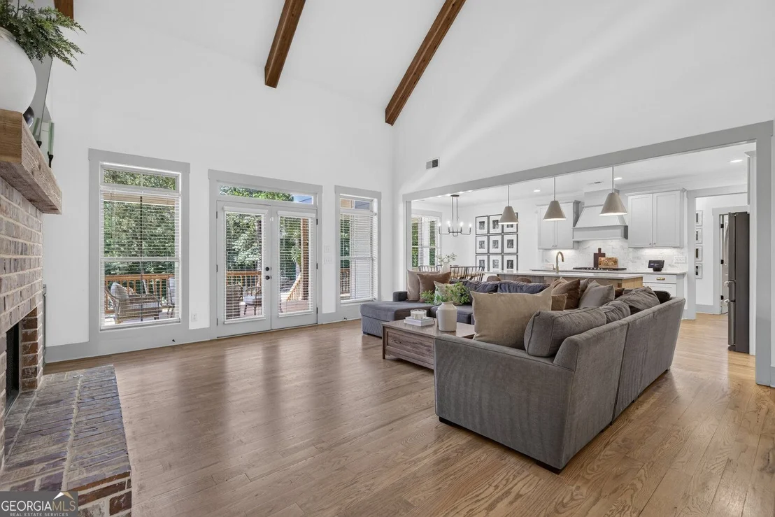 Photo of 417 Fox Valley Drive