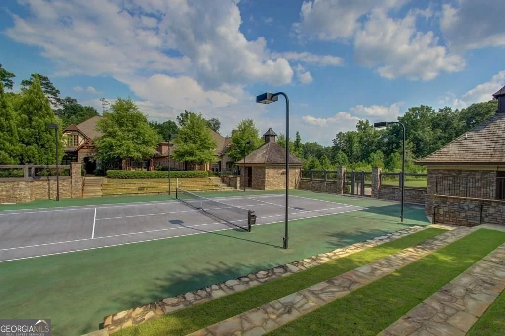 Photo of 6756 Hedge Row Lane