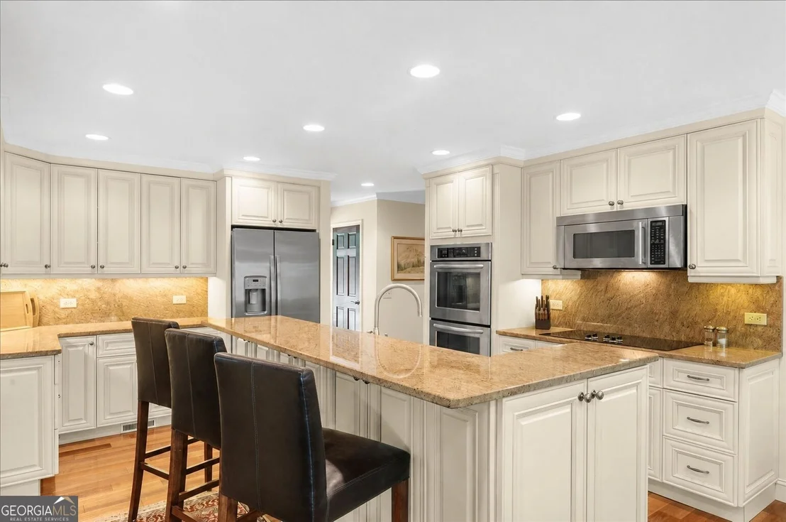 Photo of 7865 Robin Road