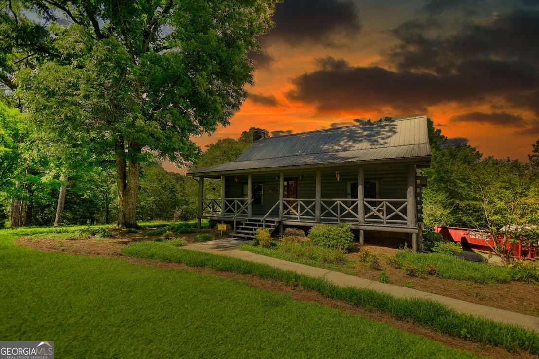 Photo of 2665 Macedonia Road