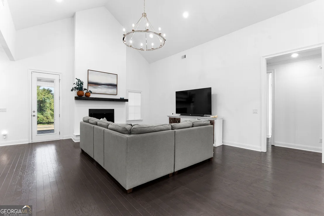 Photo of 207 Yale Circle