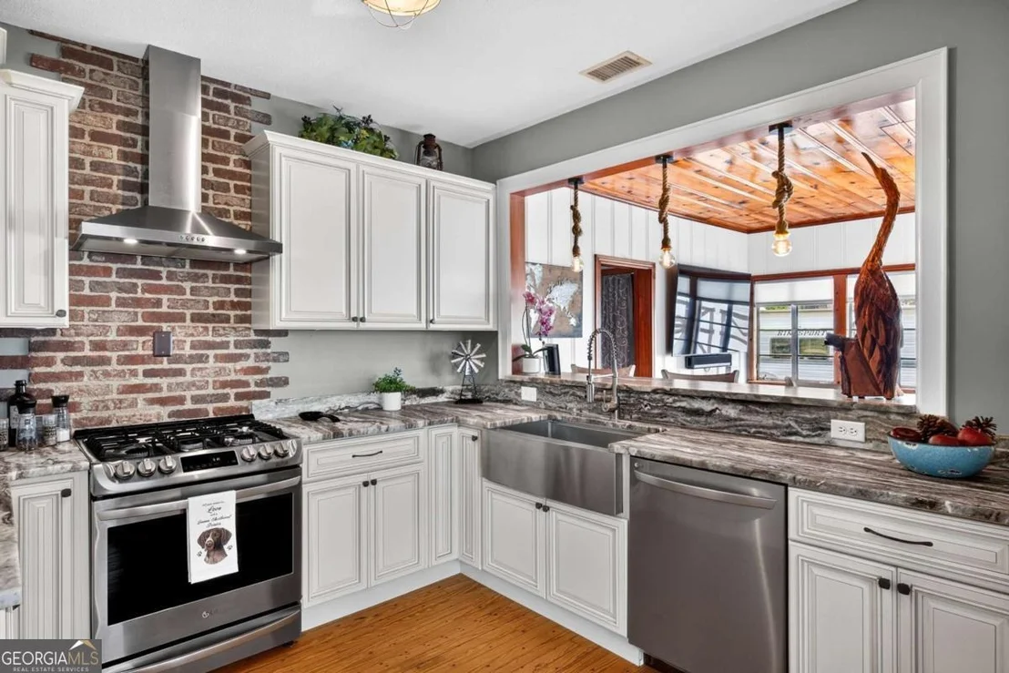 Photo of 90 Varnedoe Avenue