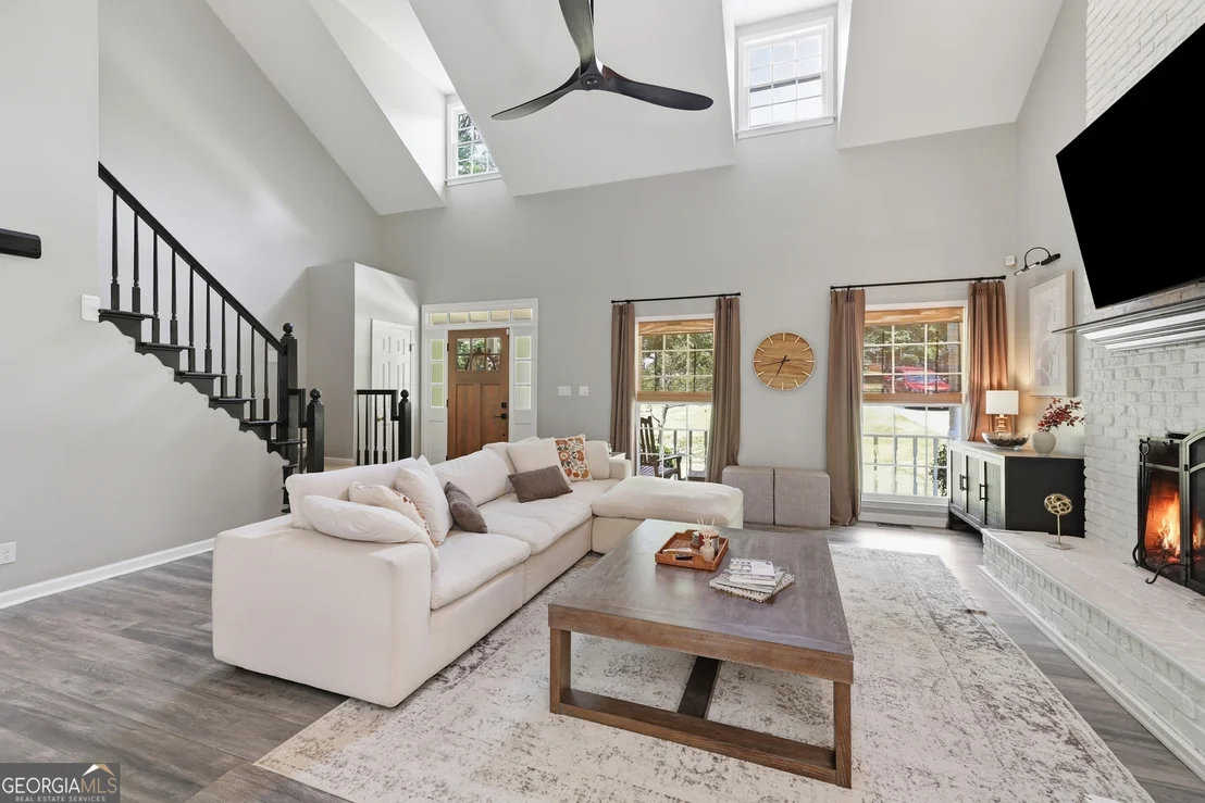 Photo of 579 Wesley Circle