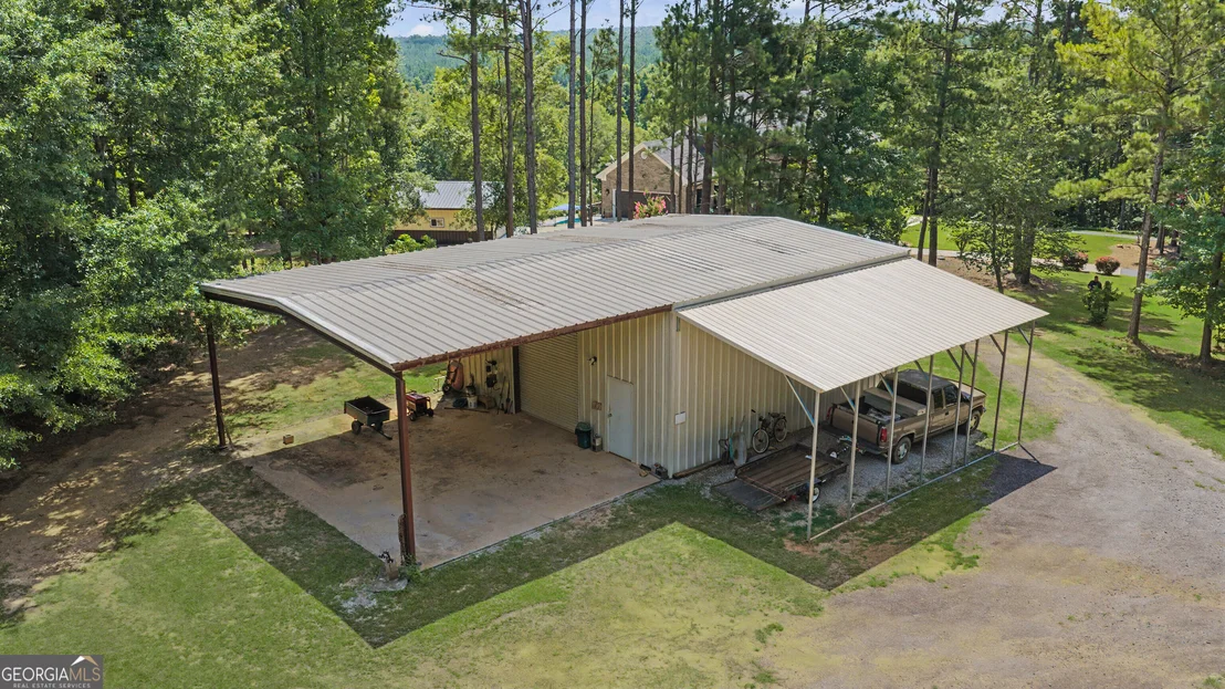Photo of 300 Brook Road
