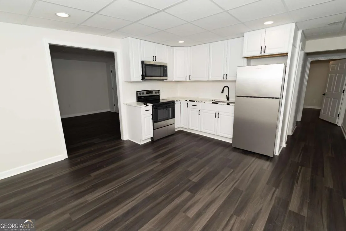 Photo of 60 Lakeside Drive