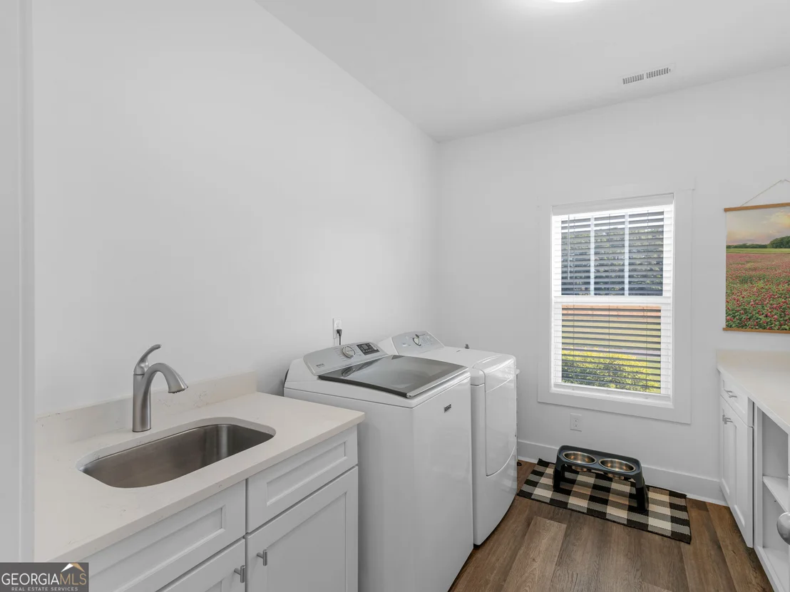 Photo of 300 Cook Road