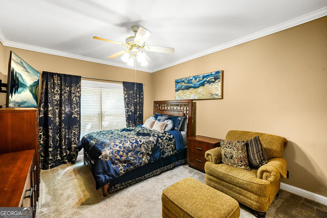 Photo of 990 Autumn Close