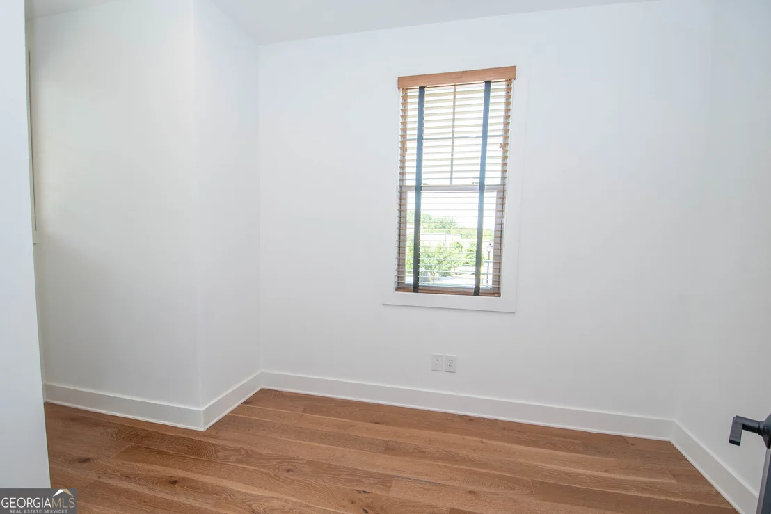 Photo of 220 Arbor Garden Circle