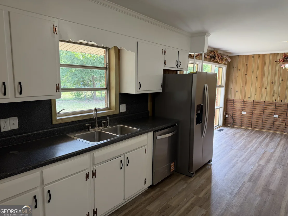 Photo of 105 Westview Drive