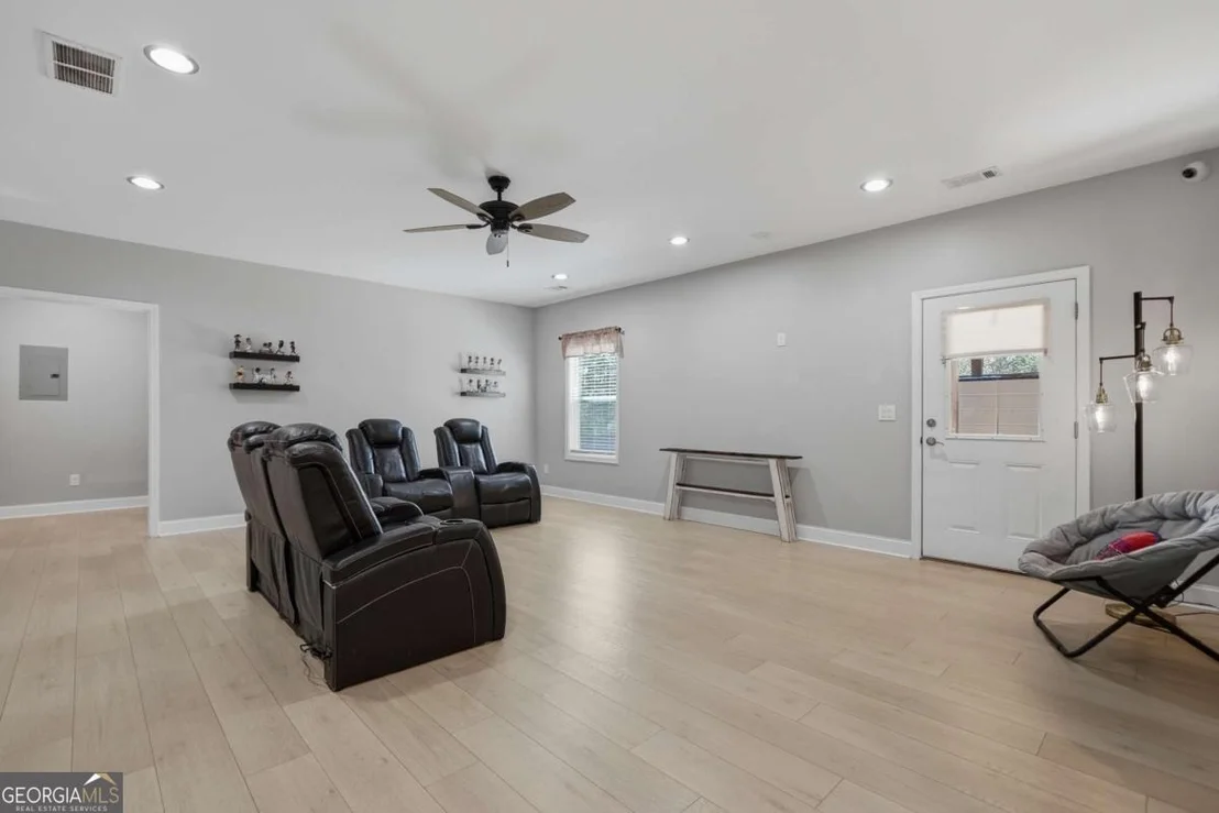 Photo of 2865 Flatbottom Road