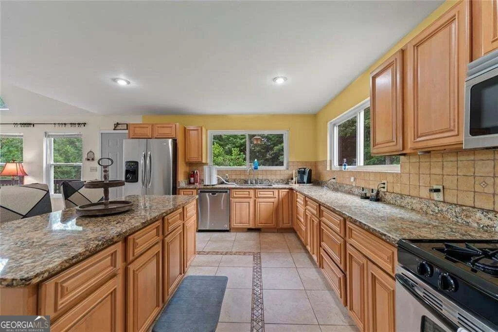 Photo of 455 Holt Road