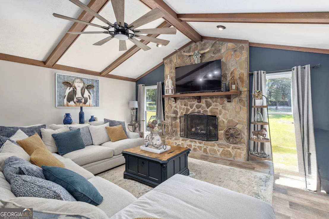 Photo of 6811 Mobley Road