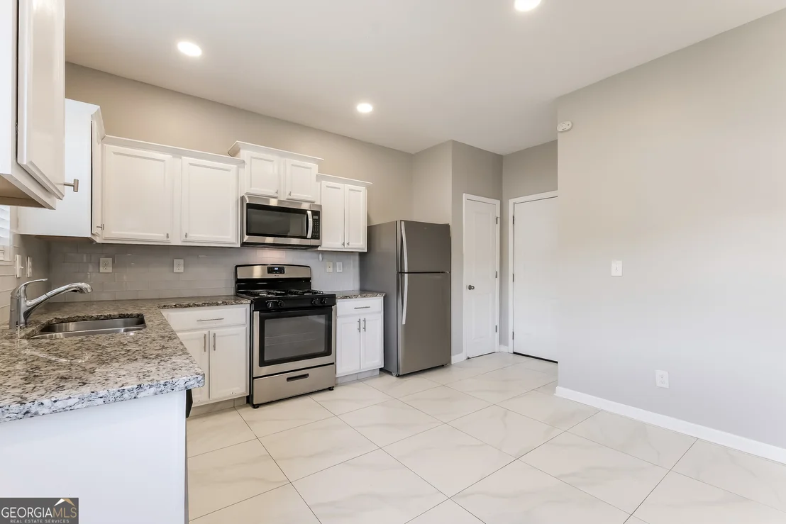 Photo of 100 Dalgety Crossing
