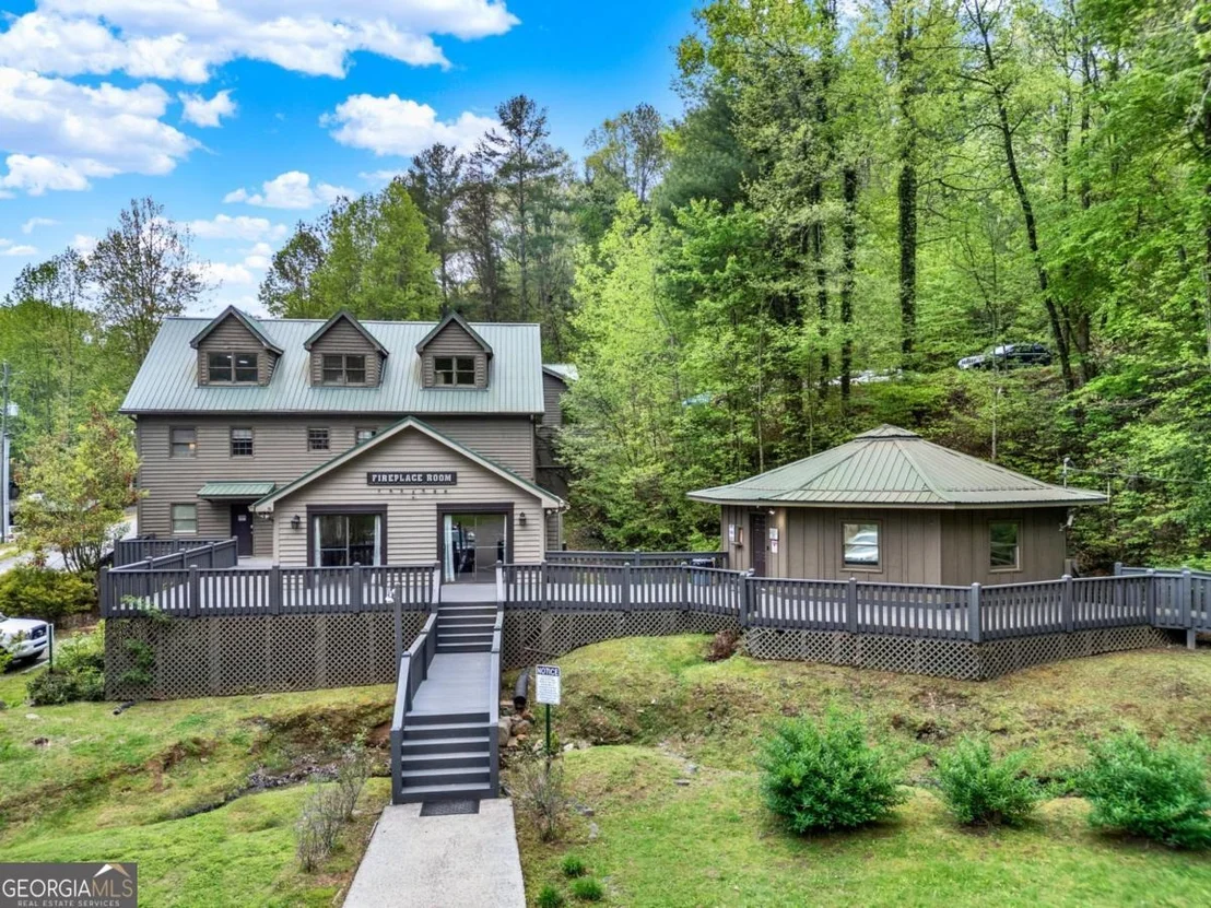 Photo of 1100 Zenith Trail