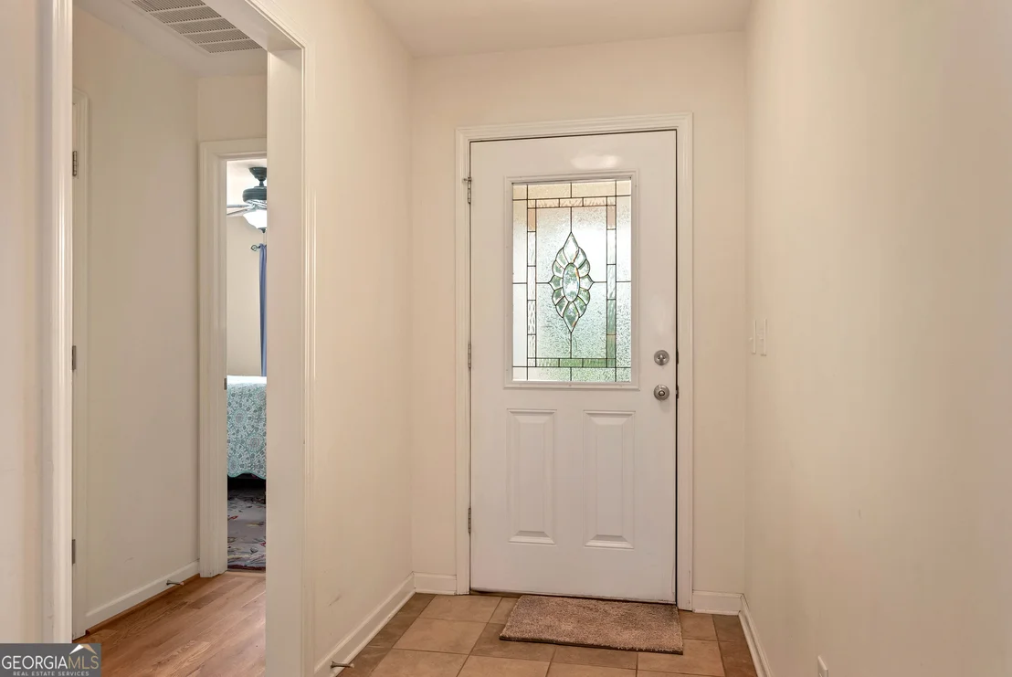 Photo of 817 Bluejay Way