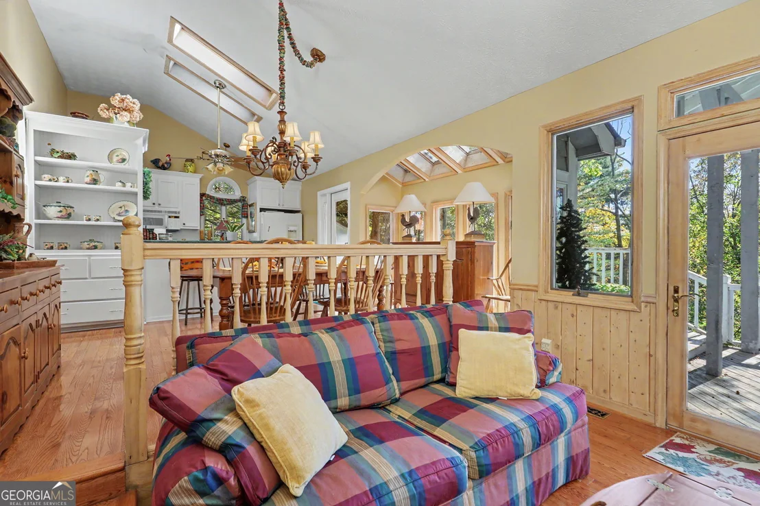 Photo of 191 Applewood Drive