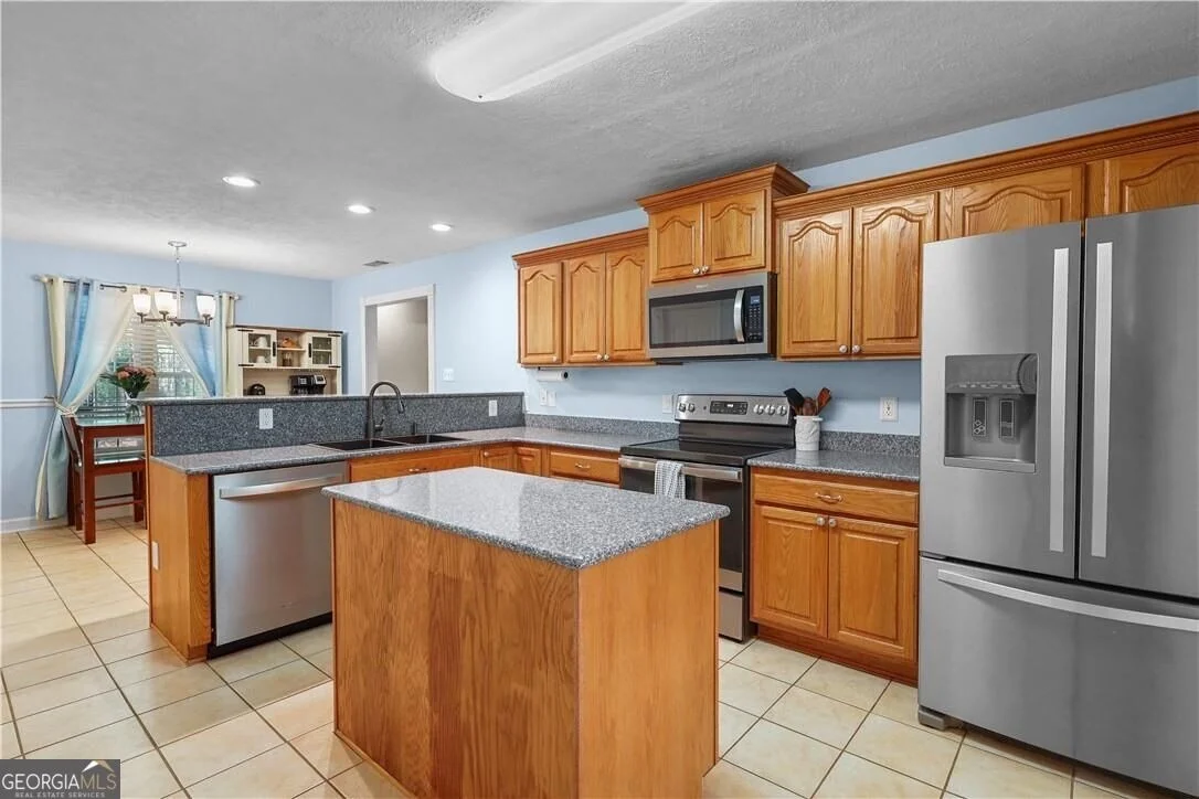 Photo of 3158 Midland Road