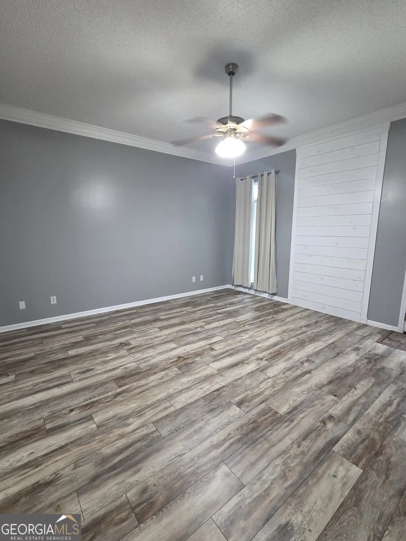 Photo of 2337 Noel C Conaway Road