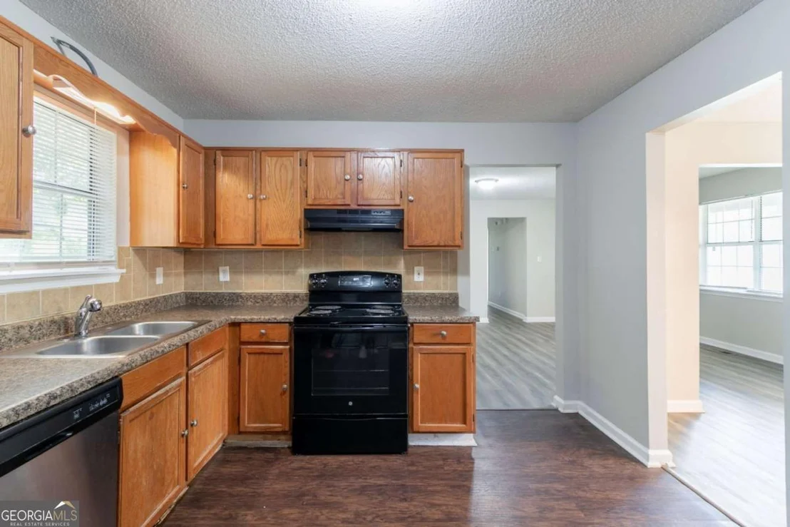 Photo of 310 Rippling Brook Trace