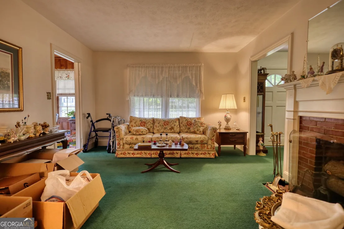 Photo of 982 Highland Circle SE