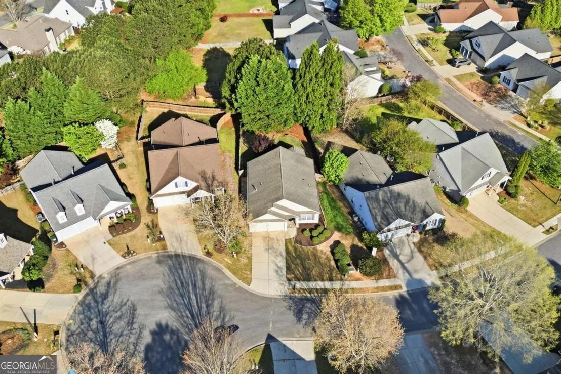 Photo of 407 Redwood Trail