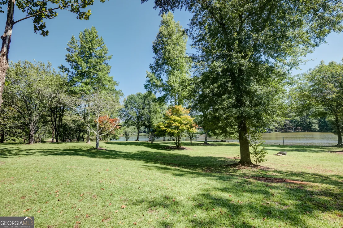 Photo of 215 Wessmanor Drive