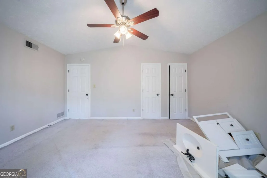 Photo of 4569 Iroquois Trail