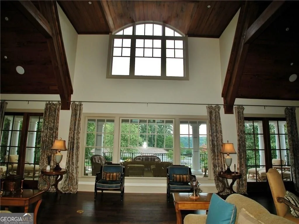 Photo of 6756 Hedge Row Lane
