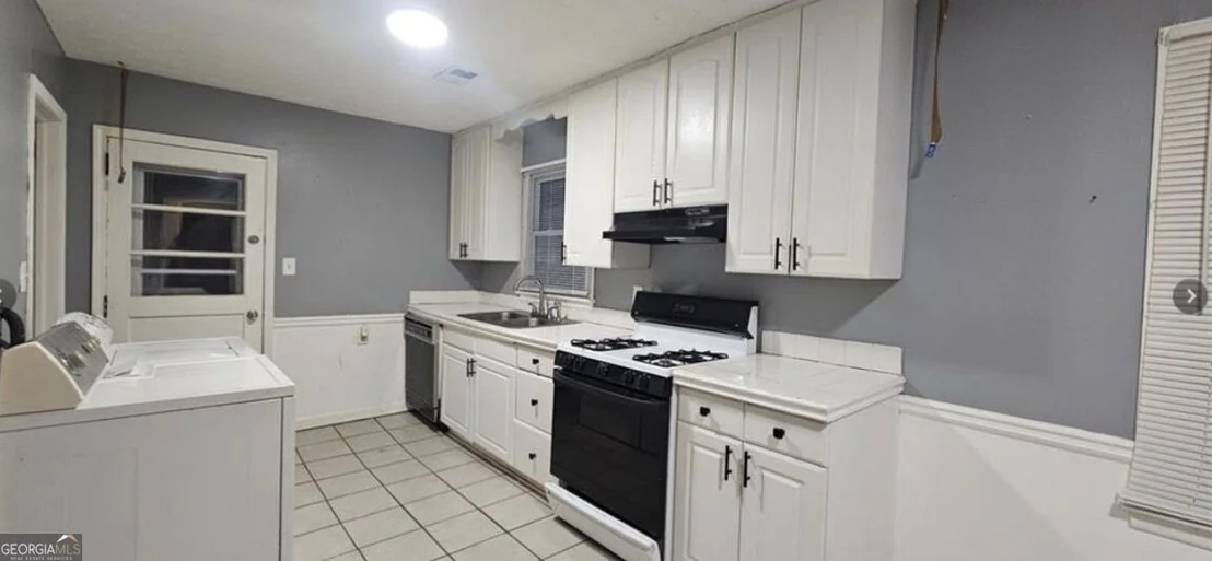 Photo of 5652 Ash Street