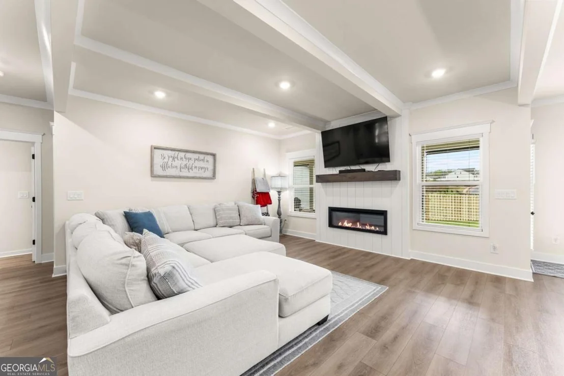 Photo of 5366 Windridge Parkway