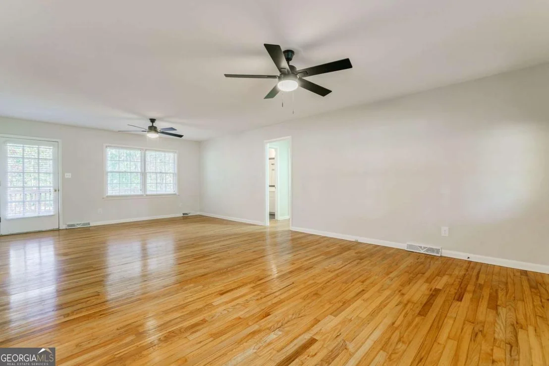 Photo of 8100 Hog Mountain Road