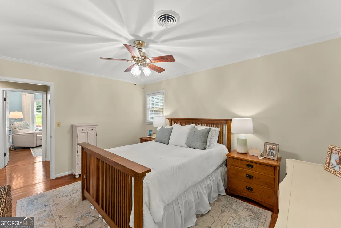Photo of 290 Cochran Drive